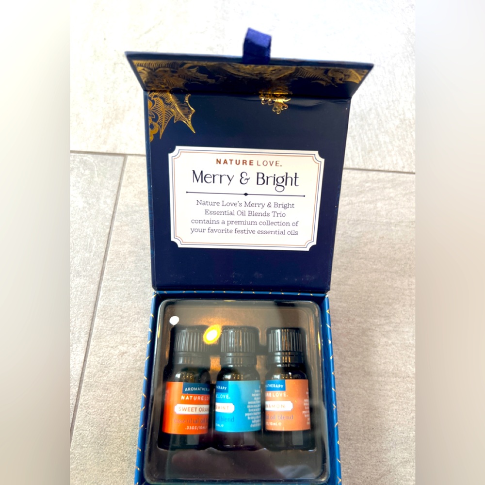 NIB Nature Love Essential Oil Set w 3 scents: Peppermint, Orange & Cinnamon